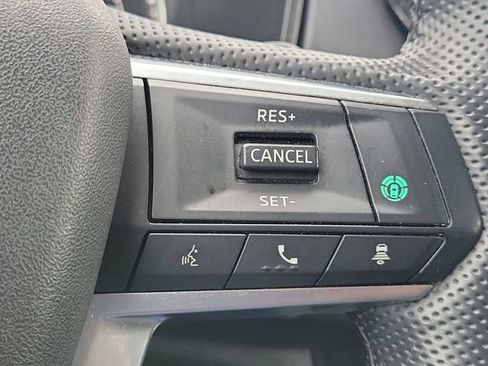 Used 2024 Mitsubishi Outlander SE image 25