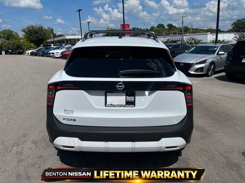 Certified 2026 Nissan Kicks SV w/ SV Premium Package FWD image 7