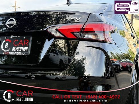 Used 2024 Nissan Versa SV w/ Trunk Package FWD image 41