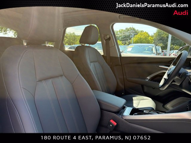 Used 2025 Audi Q5 Premium w/ Convenience Package AWD/4WD image 20