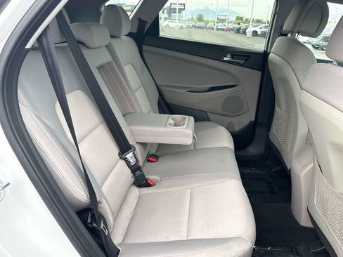 Used 2018 Hyundai Tucson SEL AWD/4WD image 16