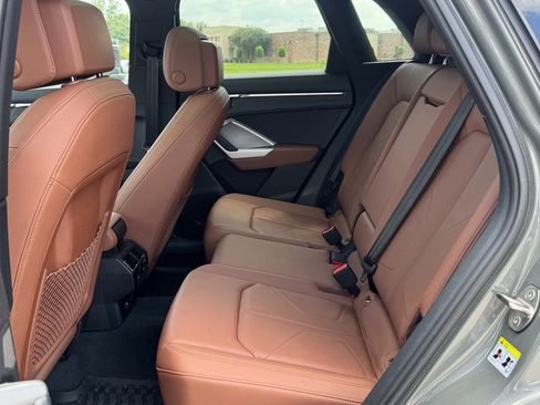 Used 2024 Audi Q3 2.0T Premium Plus image 12