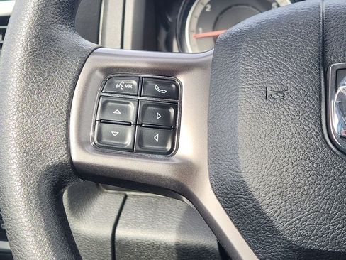 Used 2024 RAM 1500 Classic SLT AWD/4WD image 28