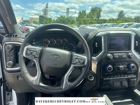 Used 2020 Chevrolet Silverado 1500 LT Trail Boss AWD/4WD image 13