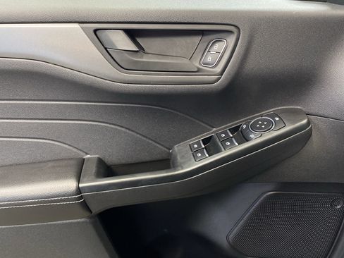 Used 2025 Ford Escape Active image 12