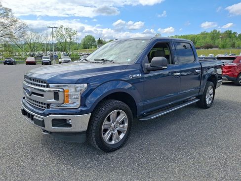 Used 2018 Ford F150 XLT w/ Equipment Group 302A Luxury AWD/4WD image 3