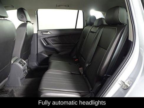 Used 2024 Volkswagen Tiguan SE image 11