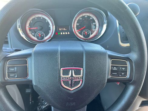 Used 2014 Dodge Grand Caravan SE w/ Quick Order Package 29E SE image 12