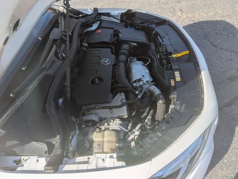 Used 2021 Mercedes-Benz GLA 250 4MATIC image 46