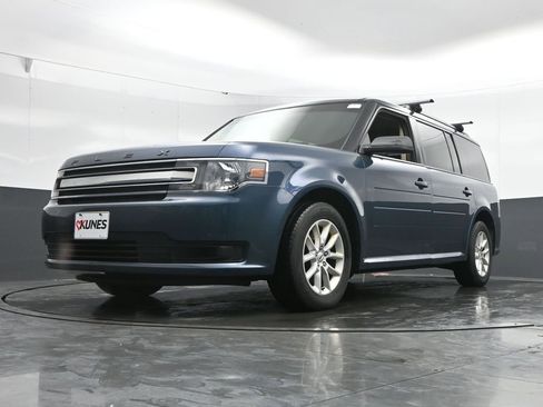 Used 2016 Ford Flex SE image 40