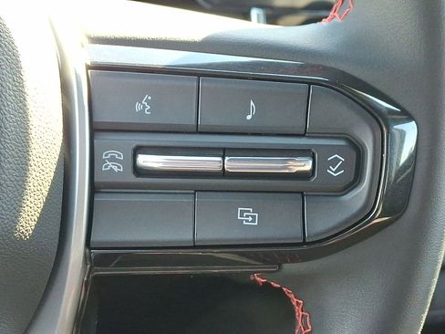 Certified 2023 Chevrolet Colorado Z71 w/ Z71 Convenience Package 2 image 18