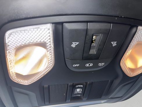 Used 2019 RAM 1500 Big Horn AWD/4WD image 26