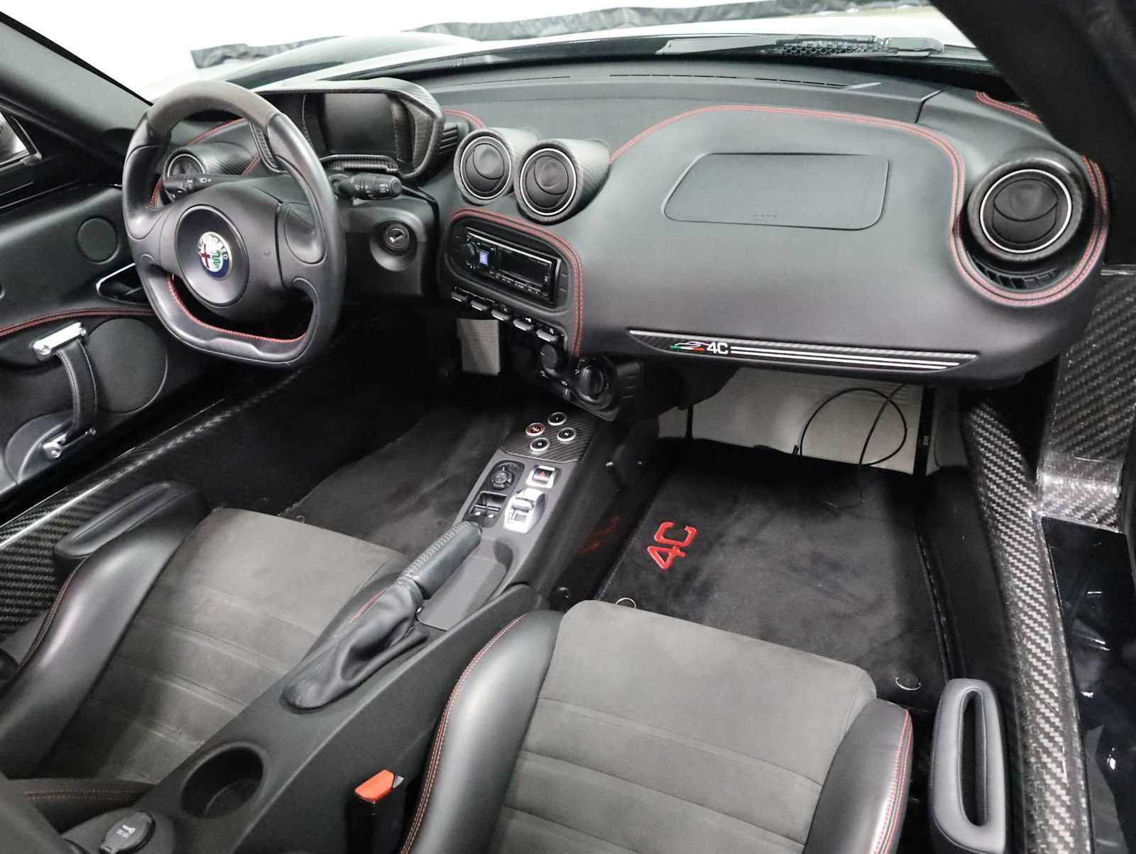 Used 2016 Alfa Romeo 4C Spider RWD image 6