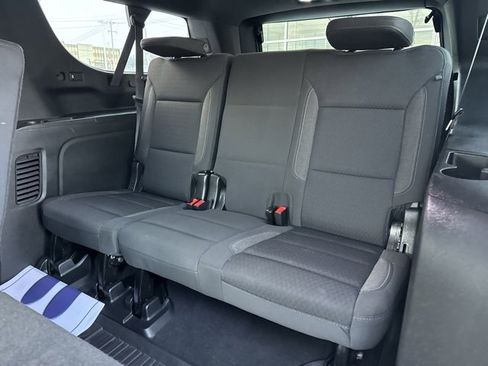 Used 2022 GMC Yukon XL SLE image 10