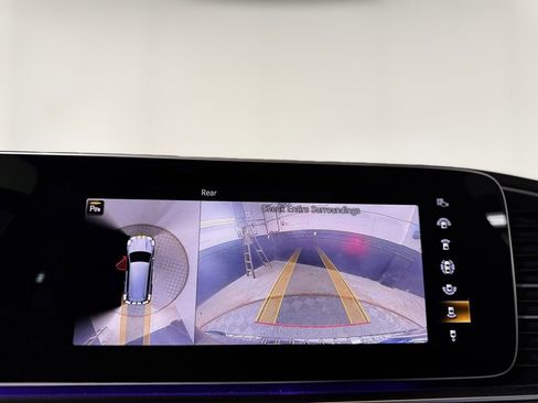 Used 2023 Mercedes-Benz GLS 450 4MATIC image 20