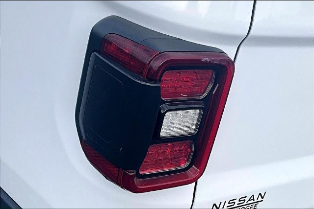 Used 2021 Jeep Gladiator Rubicon AWD/4WD image 24