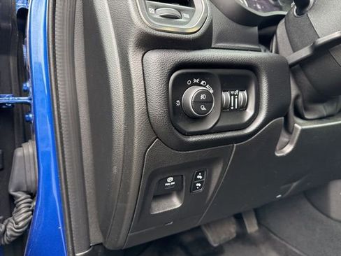 Used 2019 RAM 1500 Sport w/ Level 2 Equipment Group image 27
