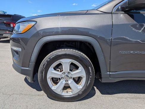 Used 2020 Jeep Compass Latitude w/ Cold Weather Group AWD/4WD image 21