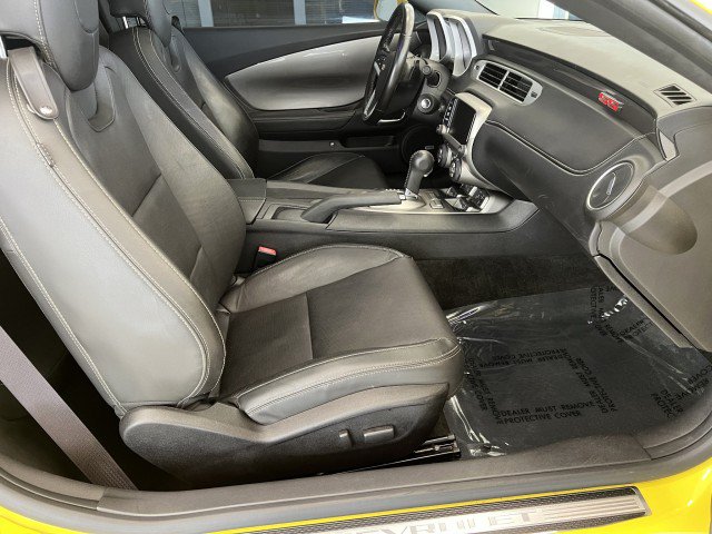 Used 2015 Chevrolet Camaro SS w/ RS Package RWD image 13