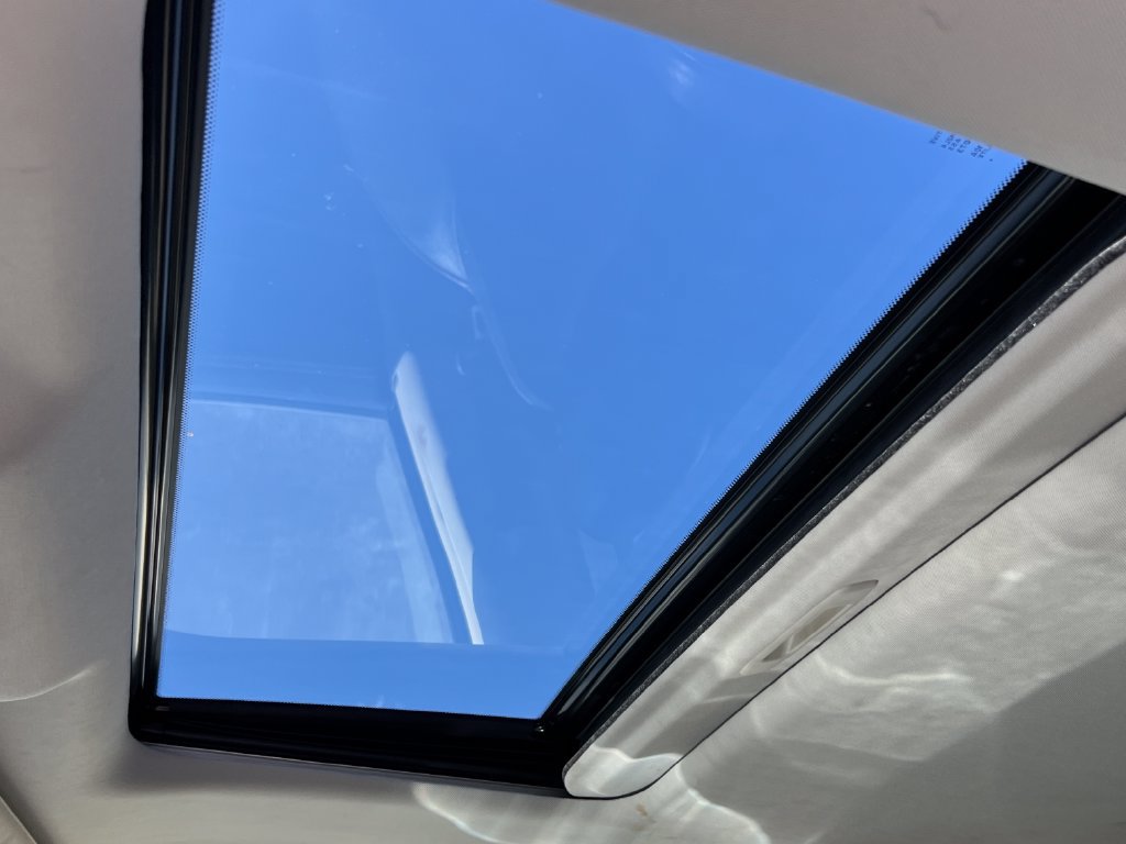 Used 2018 Nissan Armada SL w/ Moonroof Package RWD image 11