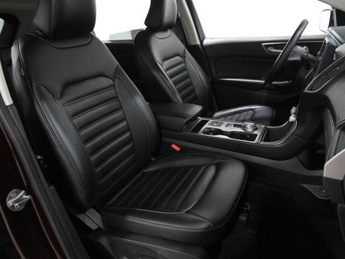 Certified 2022 Ford Edge SEL w/ Convenience Package image 18