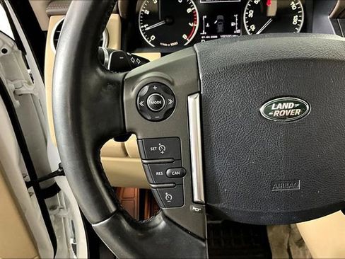 Used 2016 Land Rover LR4 HSE LUX image 10