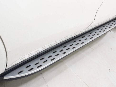 Used 2014 Mercedes-Benz GL 550 GL 550 4MATIC AWD 4dr SUV image 32