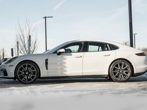 Used 2020 Porsche Panamera 4S image 6