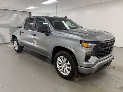 New 2026 Chevrolet Silverado 1500 Custom image 3