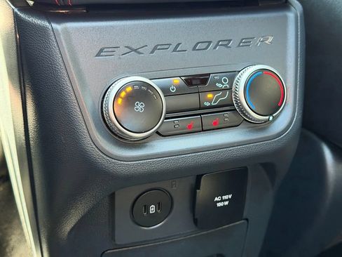 Used 2025 Ford Explorer ST AWD/4WD image 24