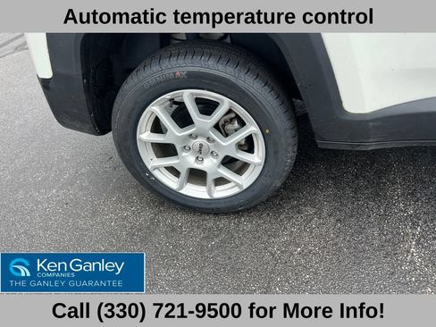Used 2023 Jeep Renegade Latitude w/ Premium Group AWD/4WD image 22