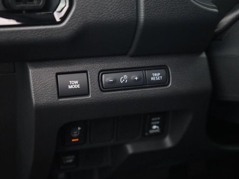 New 2026 Nissan Frontier SV w/ SV Convenience Package RWD image 12