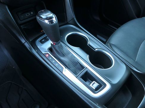 Used 2020 Chevrolet Equinox Premier w/ Premier Redline Edition image 25