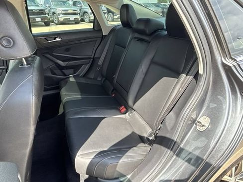 Used 2019 Volkswagen Jetta SEL FWD image 28
