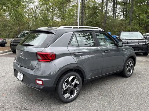 New 2026 Hyundai Venue SEL image 7