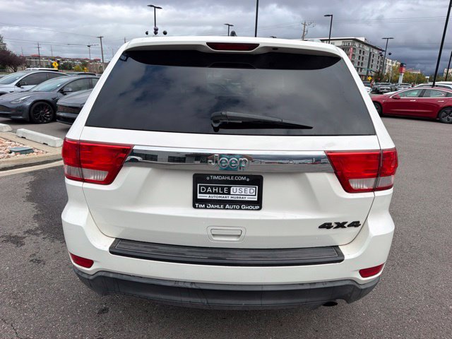 Used 2011 Jeep Grand Cherokee Laredo AWD/4WD image 5