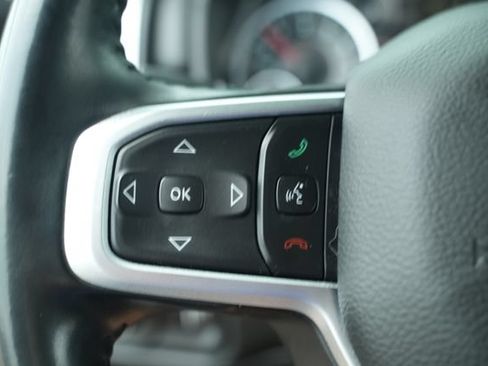 Used 2020 RAM 1500 Big Horn AWD/4WD image 32