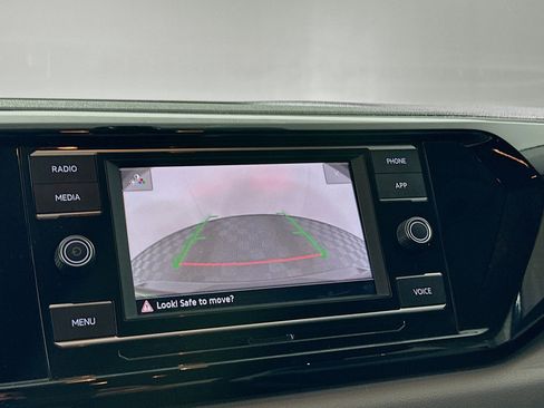 Used 2023 Volkswagen Taos S image 21