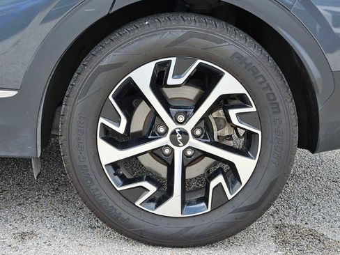 Used 2023 Kia Sportage EX FWD image 11