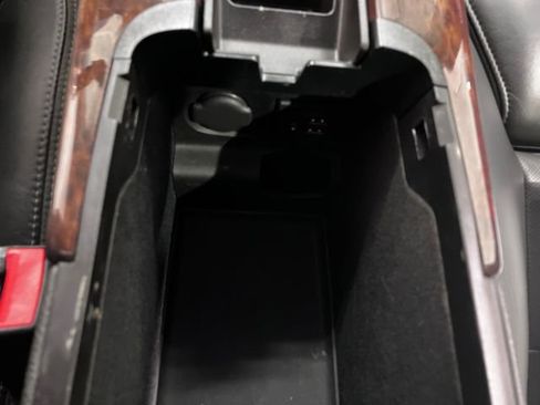 Used 2013 Cadillac XTS Premium image 44