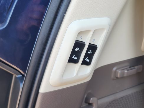 Used 2019 Lexus GX 460 Luxury AWD/4WD image 42