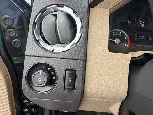 Used 2016 Ford F350 XLT w/ XLT Value Package AWD/4WD image 25