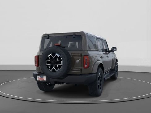 New 2025 Ford Bronco Outer Banks image 8