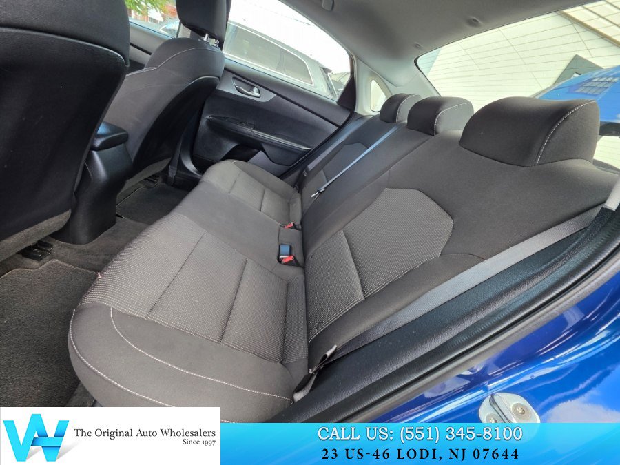 Used 2019 Kia Forte LXS FWD image 11