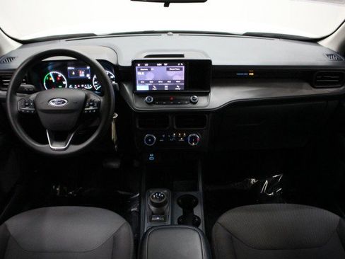 Used 2024 Ford Maverick XL image 25