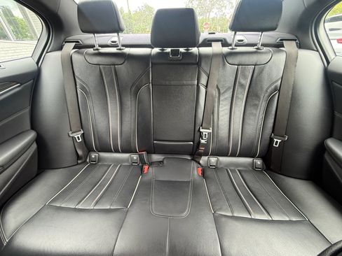 Used 2019 BMW 530i w/ Convenience Package RWD image 27