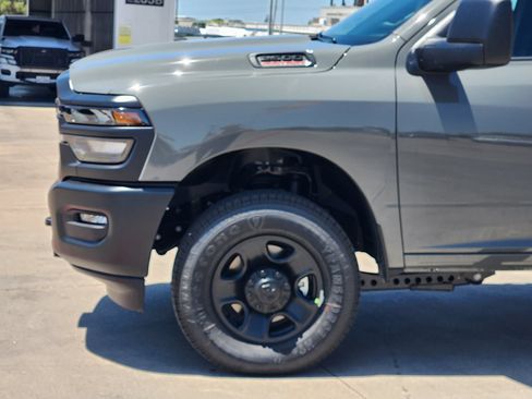 New 2026 RAM 2500 Tradesman AWD/4WD image 10