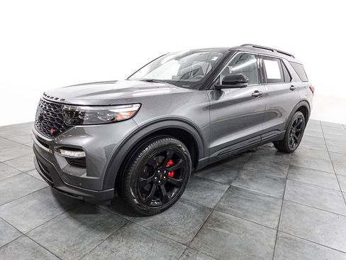 Certified 2023 Ford Explorer ST w/ Equipment Group 401A image 3