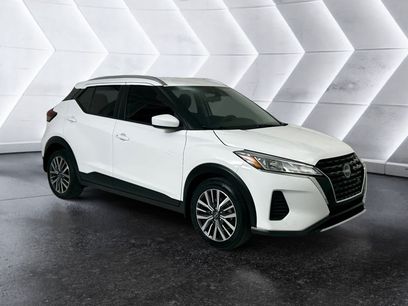 Used 2024 Nissan Kicks SV
