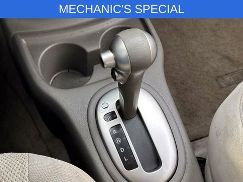 Used 2014 Nissan Versa SV image 24